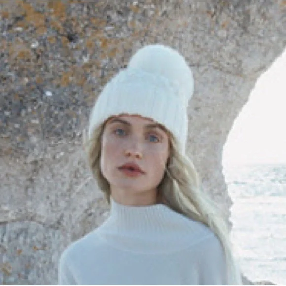 Free People - NWT - Pom Knit Beanie White/Ivory